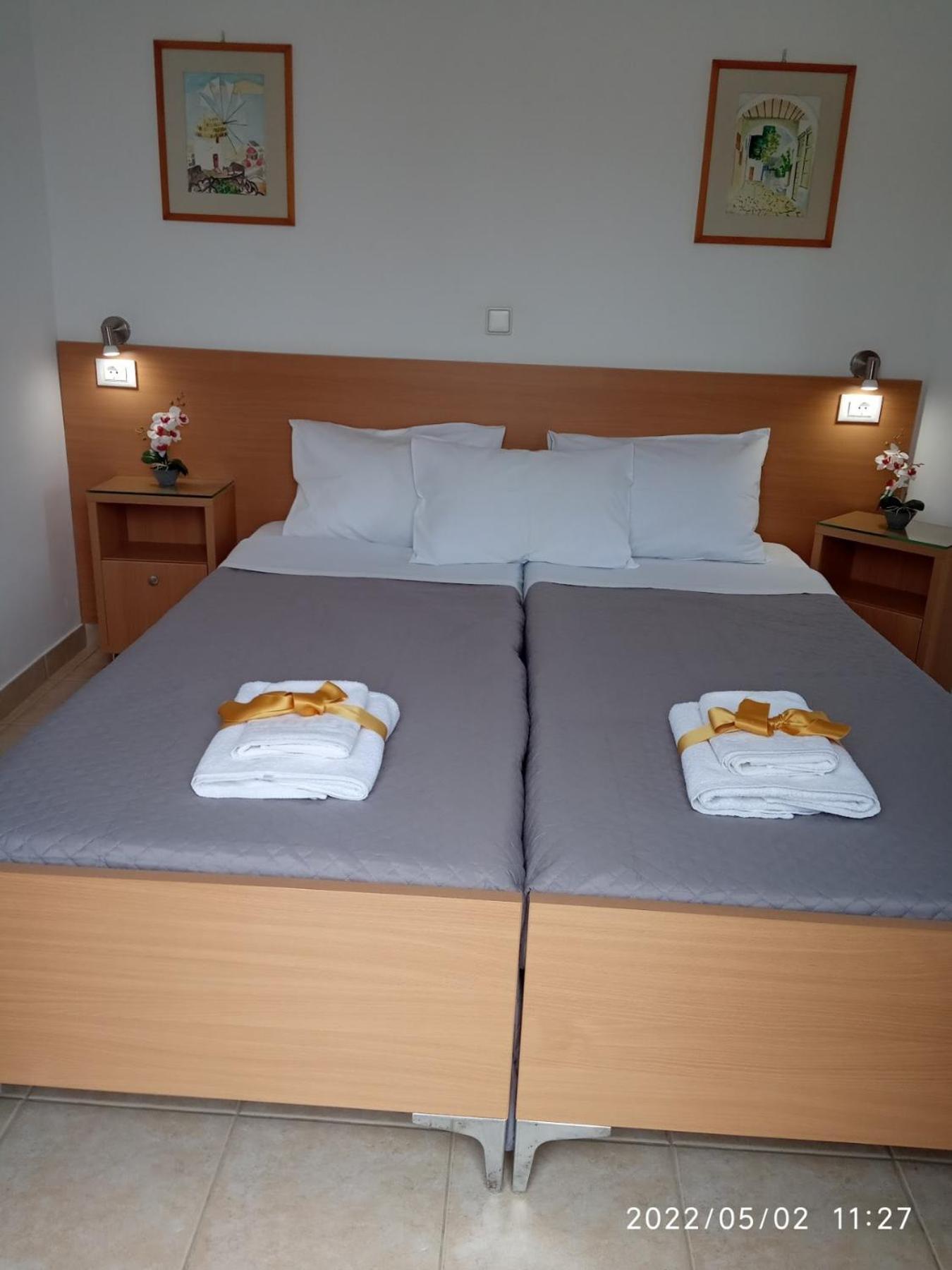 Fofi Apartments Symi Bagian luar foto