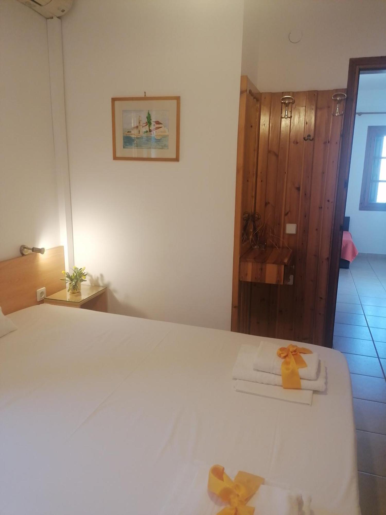Fofi Apartments Symi Bagian luar foto