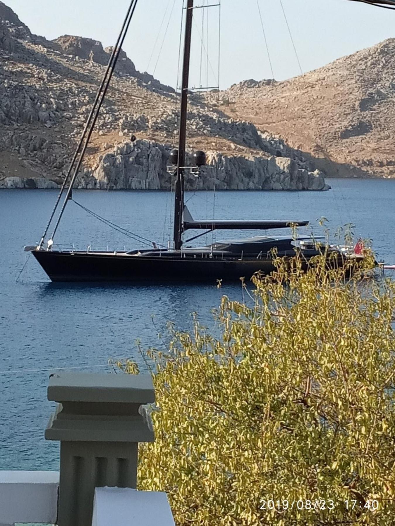 Fofi Apartments Symi Bagian luar foto