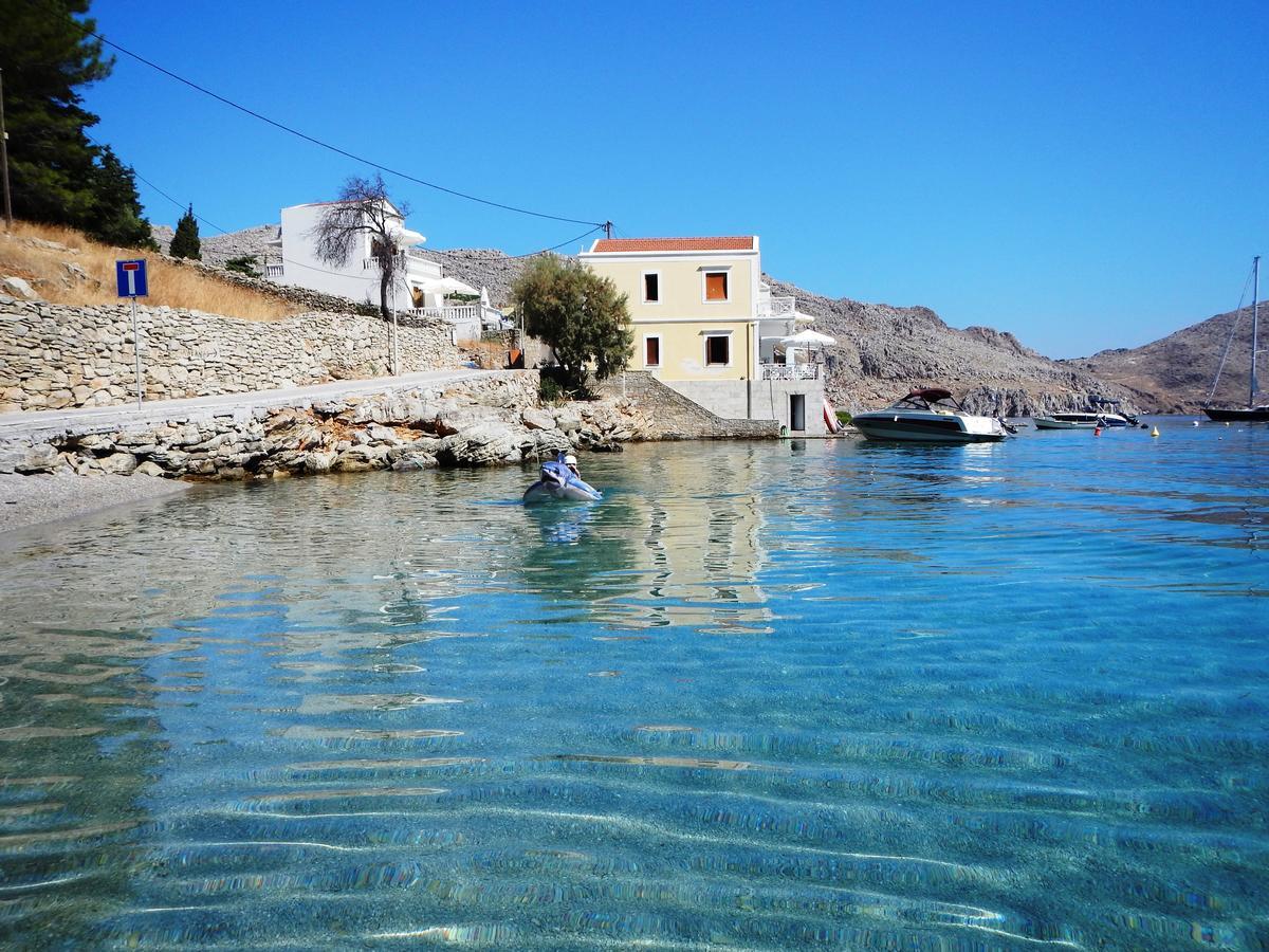 Fofi Apartments Symi Bagian luar foto