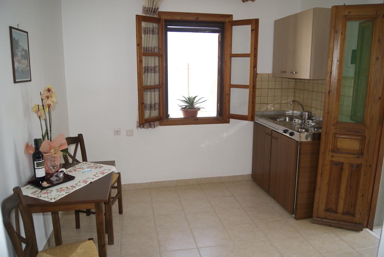 Fofi Apartments Symi Bagian luar foto